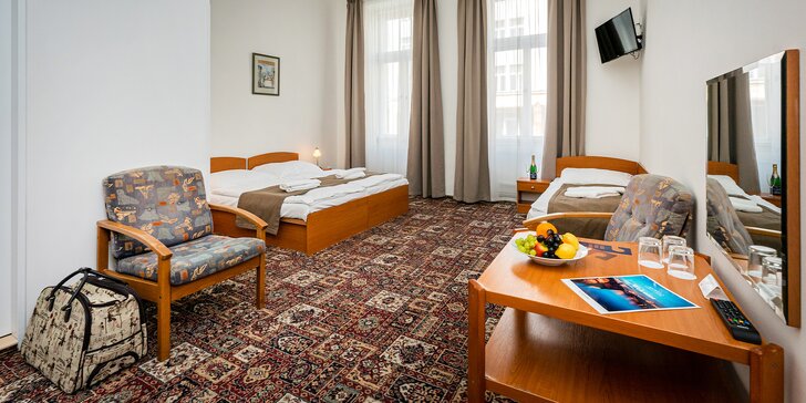 Příjemný hotel v centru Prahy se snídaní: u nám. Republiky, 600 m od Staroměstského nám.