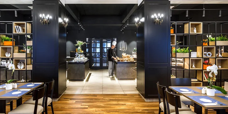 Letní dovolená na Opatijské riviéře: hotel se stravou, pláž, bazén, first minute slevy