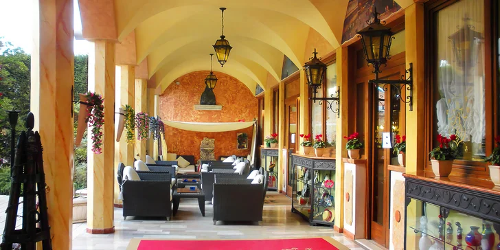 Elegantní 3* hotel v centru Benátek u Canal Grande: snídaně a dítě s 50% slevou