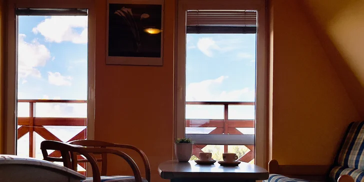 Horský relax pod Lysou horou: snídaně, bazén a badmintonem