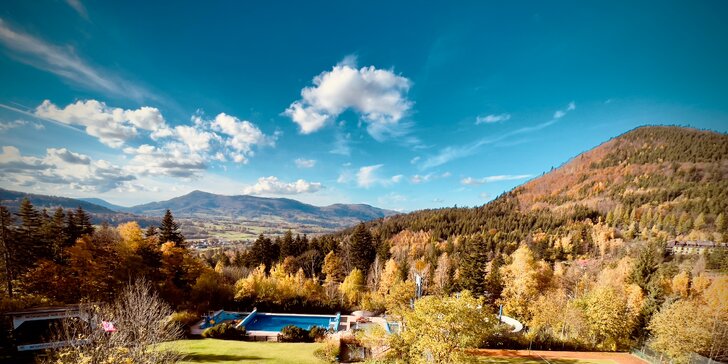 Horský relax pod Lysou horou: snídaně, bazén a privátní wellness