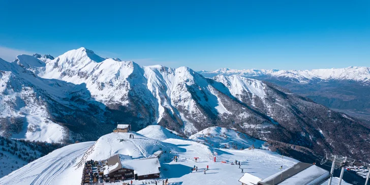 Lyžařský zájezd do Les Orres s 6denním skipasem, dopravou a ubytováním v apartmánu pro 4 až 6 osob