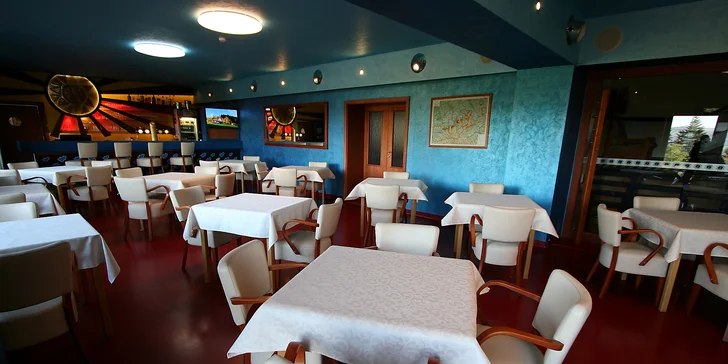 Horský relax pod Lysou horou: snídaně, bazén a badmintonem