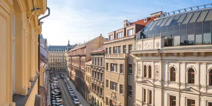 Pohoda v centru Prahy pro pár: moderní studio s vybavenou kuchyňkou
