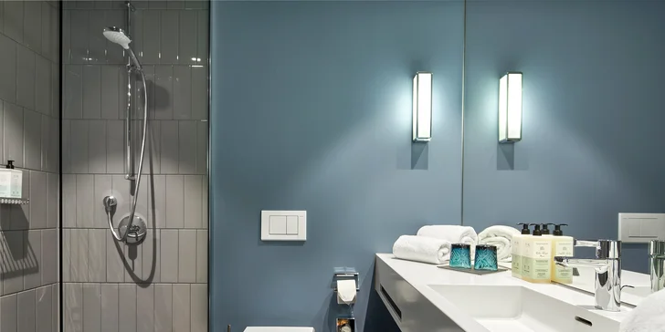 Pobyt v Berlíně: moderní hotel se snídaní a vinným barem, blízko MHD a pěšky do zoo