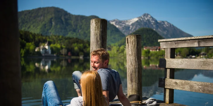 Jarní pobyt v rakouských Alpách: apartmány u jezera Grundlsee, wellness a snídaně