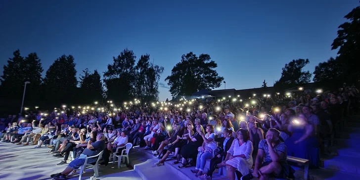 Vstupenka na vybraná představení pod širým nebem – Chomutov