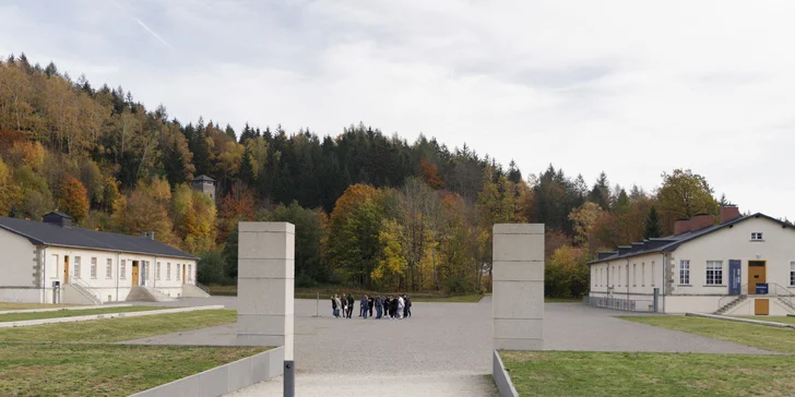 Prohlídka koncentračního tábora Flossenbürg a návštěva historického Weidenu