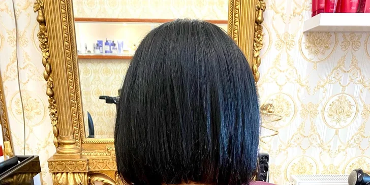 Dámský střih včetně stylingu pro krátké i dlouhé vlasy v salonu Golden Beauty