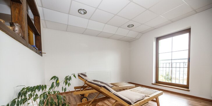 90 min. relaxu v privátním wellness pro 2 osoby: finská sauna a vířivka