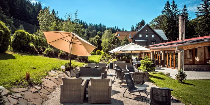 Dovolená v Beskydech: luxusní designový garden hotel s vynikající kuchyní, wellness i přírodním koupáním