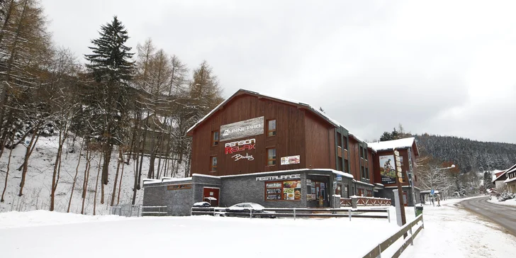 Pohoda v srdci Krkonoš: snídaně či polopenze, sleva na elektrokola i možnost wellness a bowlingu