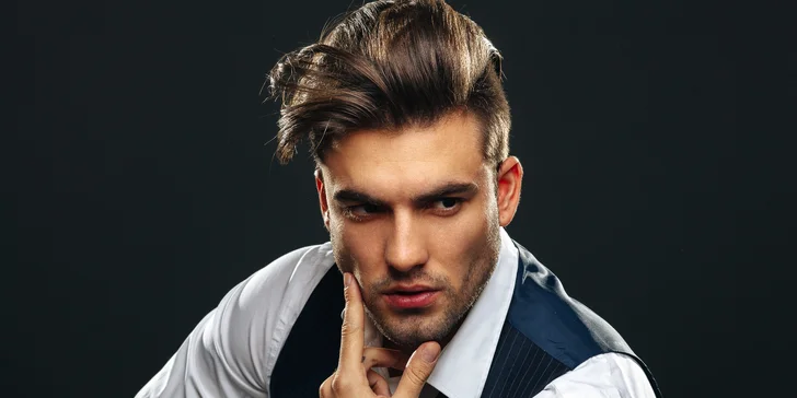 Pánský střih včetně stylingu strojkem nebo nůžkami na Žižkově