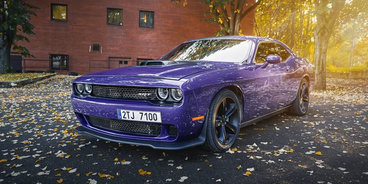 Zažijte pravou Ameriku s Dodge Challenger Shaker: 20–50 km i svezení se závodníkem