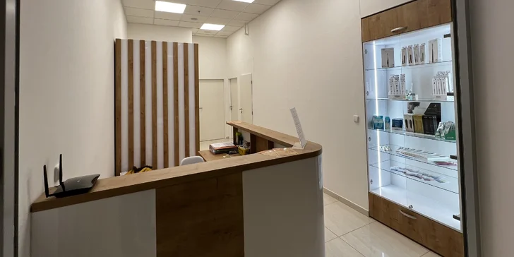 Dentální hygiena pro dospělé včetně pískování a ionizační kartáček jako dárek