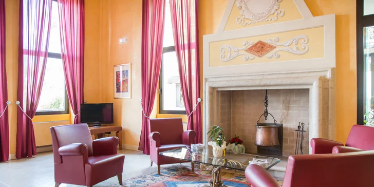 4* dovolená u italského Lago di Garda: snídaně a venkovní bazény, 800 metrů od jezera