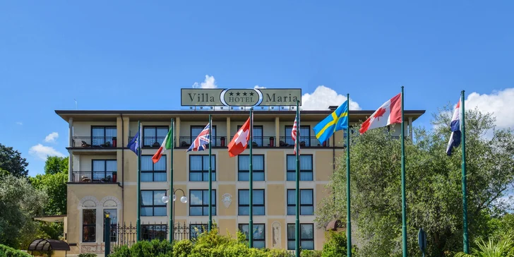 4* dovolená u italského Lago di Garda: snídaně a venkovní bazény, 800 metrů od jezera