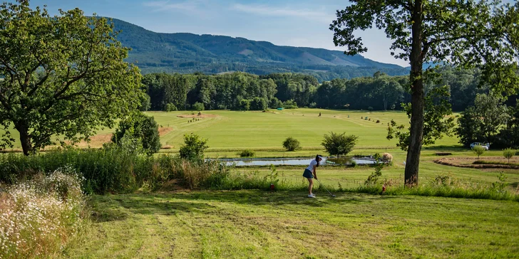 Golf na 9jamkovém hřišti: 1–10 her vč. zapůjčení vybavení pro 1 i 2 osoby