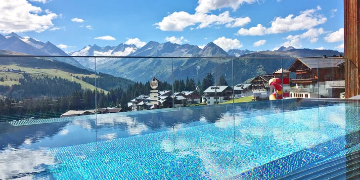Alpský resort přímo u Zillertal Areny: polopenze, neomezený wellness a vybavení pro rodiny