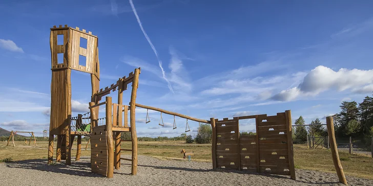 Dovolená blízko Bezdězu a Máchova jezera: polopenze i vstupenky do aquaparku či kina a muzea Škody