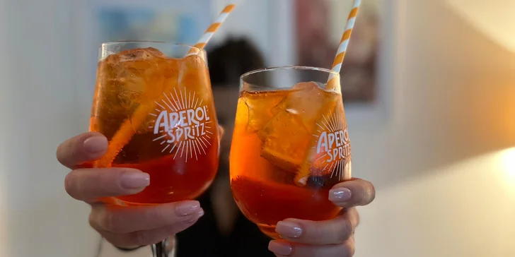 Přípitek v centru Prahy: sklenka či láhev prosecca nebo Aperol Spritz pro dva