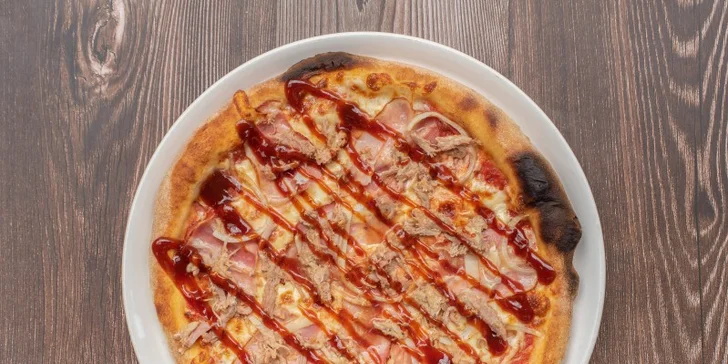 2× pizza podle výběru z mnoha druhů: tomatový i smetanový základ