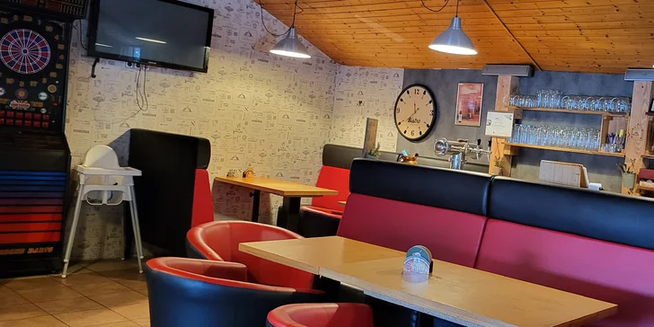 2× pizza podle výběru z až 28 druhů: tomatový i smetanový základ