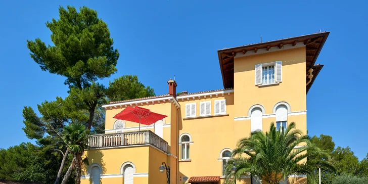 4* apartmány v istrijské Poreči: dovolená pro páry i rodiny, bazén, oblázková pláž, děti do 18 let zdarma