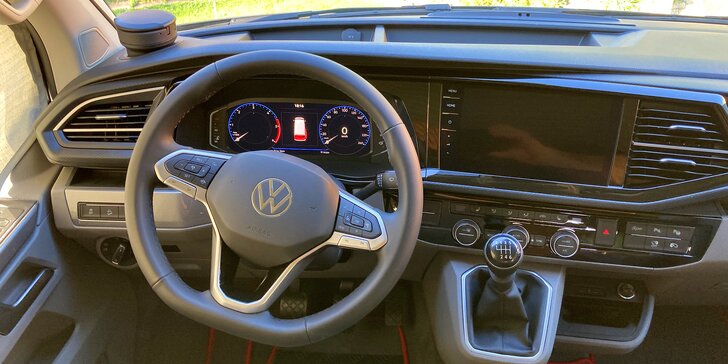 Poukaz na pronájem obytného vozu Volkswagen California: 3000 či 5000 Kč