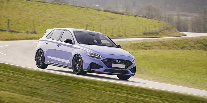 1–4 kola na okruhu v Mostě či Brně jako řidič nebo spolujezdec ve voze Hyundai i30 N