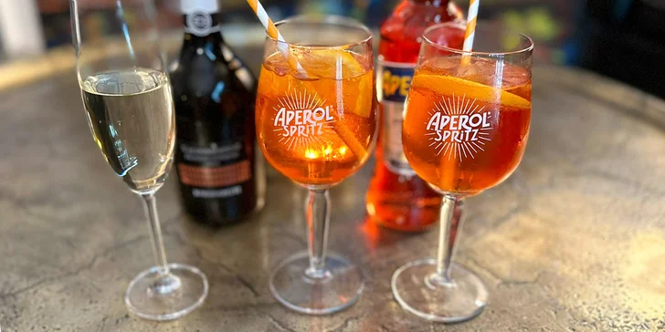 Přípitek v centru Prahy: sklenka či láhev prosecca nebo Aperol Spritz pro dva