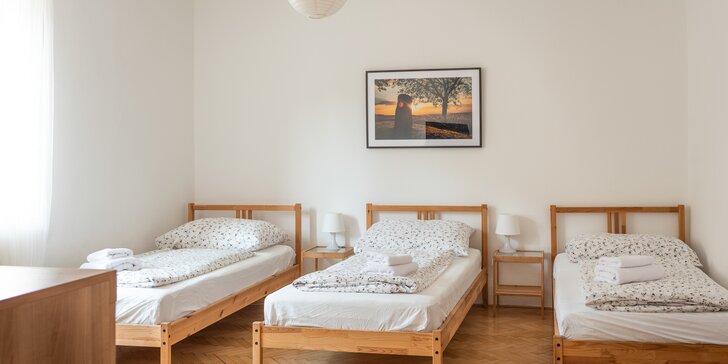 Pobyt se snídaní v srdci Mělníku: pokoje i apartmány až pro 6 osob, sleva do restuarace