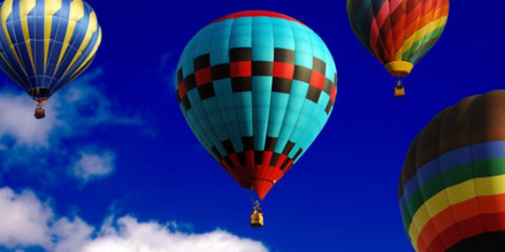 Hodinový let jedním z největších balonů ve střední Evropě