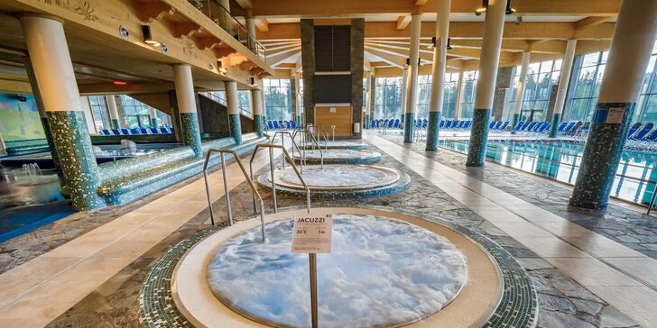 Termální aquapark v Polsku: vnitřní i venkovní bazény, vířivky, tobogány, atrakce i saunový svět