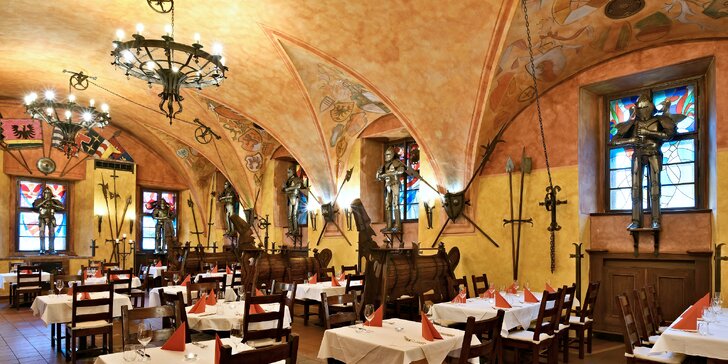 Degustační menu pro dva v jedné z nejkrásnějších restaurací Prahy: 3 chody v atmosféře 17. století