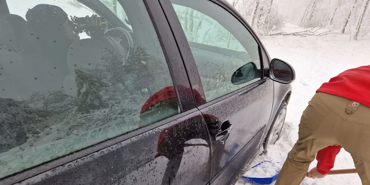 Závěje si na vás nepřijdou: škola jízdy ve sněhu vč. vyprošťovacích technik: