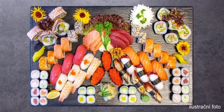 Sushi sety i s polévkou Pho-Bo, dezertem, pivem a limonádou až pro 4 osoby