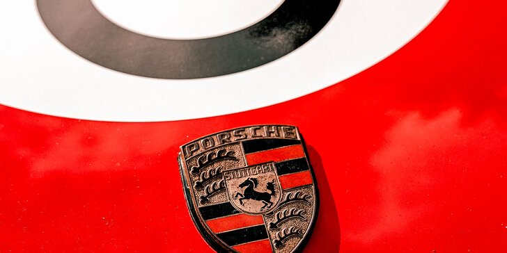 Jízda na závodním okruhu v Třinci v Porsche podle výběru z 5 modelů, termín 6. 9. 2023