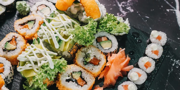 Sushi set 36 kousků s sebou: na výběr veganská, vegetariánská i lososová verze