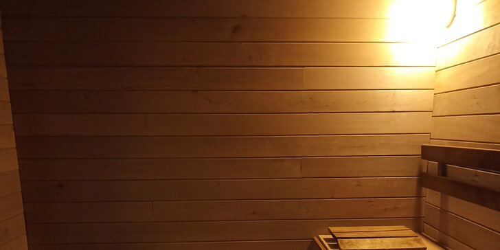 Vstup do privátního wellness ve Velké Úpě: vířivka a finská sauna, 60 a 120 minut, 2 osoby
