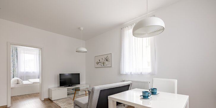 Pobyt v Mariánských Lázních: moderní apartmány s kuchyňkou i balkonem, možnost snídaní a wellness