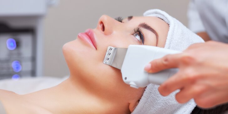 Kosmetické ošetření pleti v délce 60, 90, 110 minut: hloubkové čištění, úprava obočí i masáž