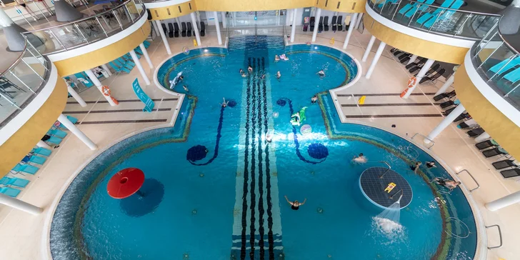 Odpočinek ve 4* hotelu Bukovina s neomezeným vstupem do komplexu s 12 bazény