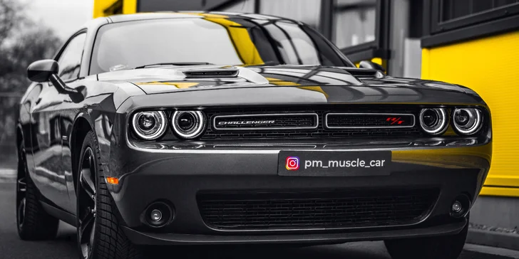 Nabušený Dodge Challenger s výkonem 375 koní: spolujízda, řízení i zapůjčení