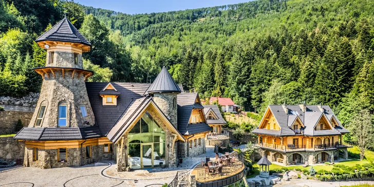 5* resort v polských Beskydech: pobyt až pro 8 osob se snídaní a vířivkou