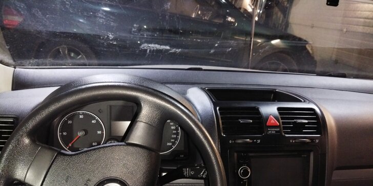Mobilní čištění interiéru automobilu na vámi zvolené adrese: 3 programy