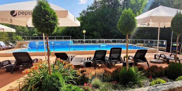 Hotel obklopený horami a lesy: dovolená s polopenzí, neomezeným wellness i spa