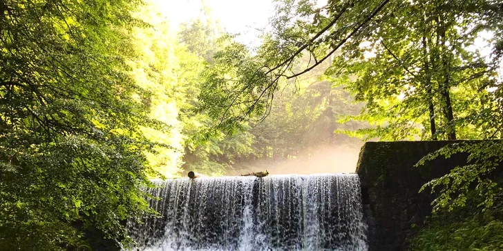 Hotel obklopený horami a lesy: dovolená s polopenzí, neomezeným wellness i spa