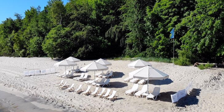 Resort u Baltu: polopenze, vlastní přístup k pláži, neomezený vstup do sauny, půjčení kol i animace