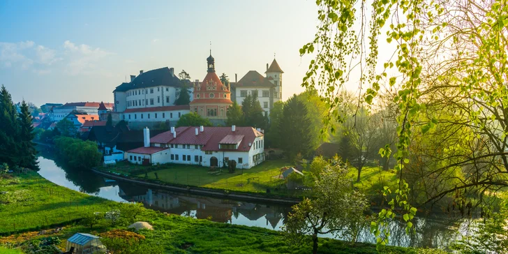 Pronájem wellness chalupy až pro 20 osob v srdci České Kanady